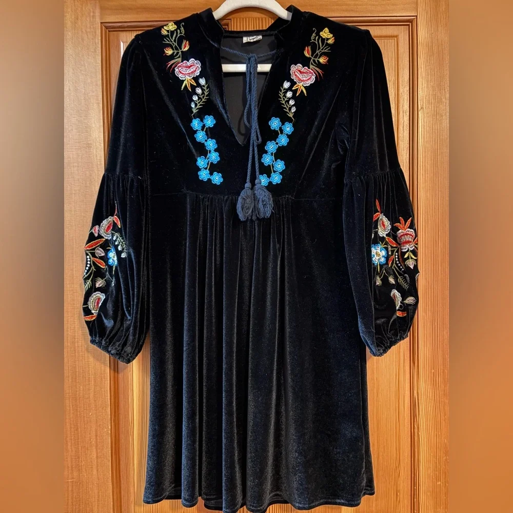 ASA Black Velvet Embroidered Floral Bohemian Style Dress - Picture 11 of 13